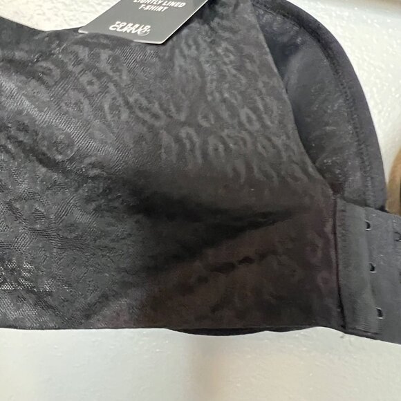 Torrid Curve Lightly Lined T-Shirt Bra Size 42C Black Leopard Underwire NWT - Picture 6 of 10
